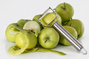 green-unripe-apple-with-silver-peeler-from-pexels-com-licensed-under-cc0